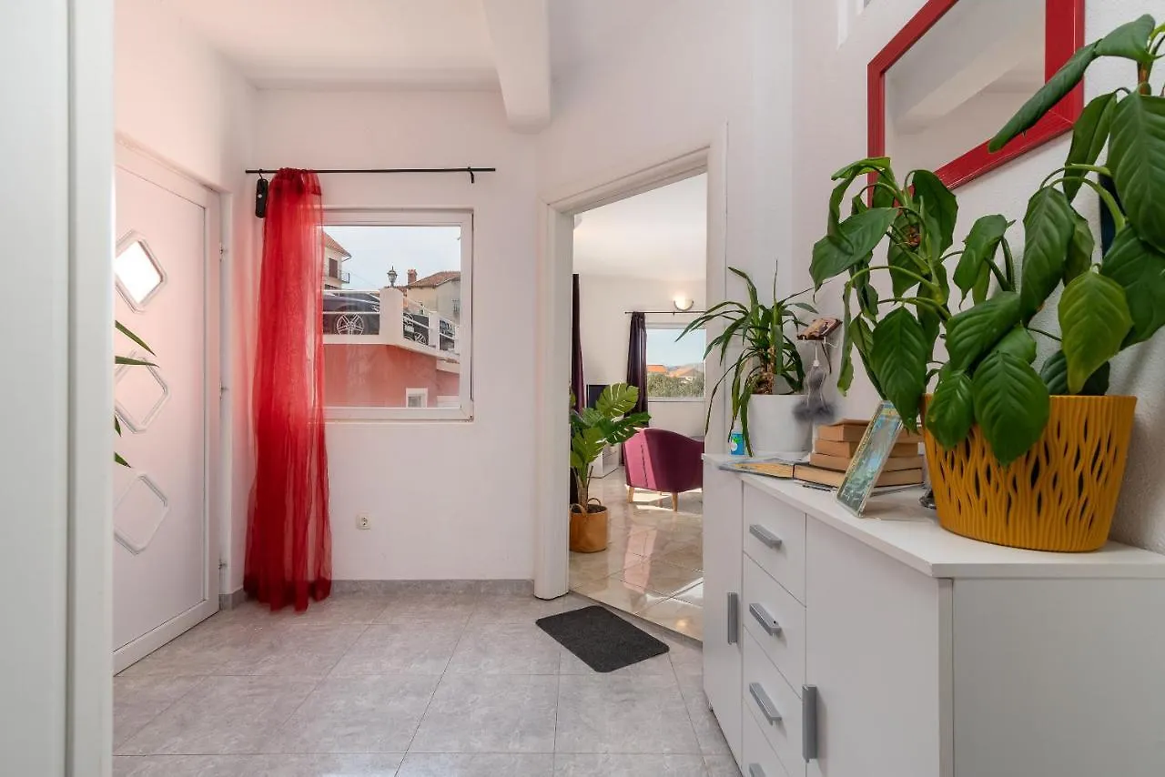 Διαμέρισμα Holiday Villa Nostra Τρογκίρ Κροατία
