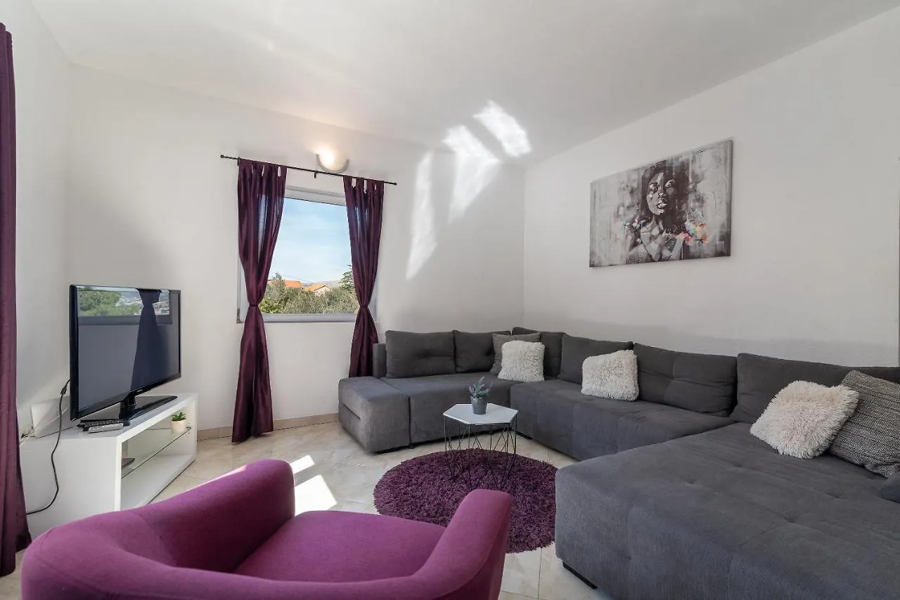Διαμέρισμα Holiday Villa Nostra Τρογκίρ Κροατία