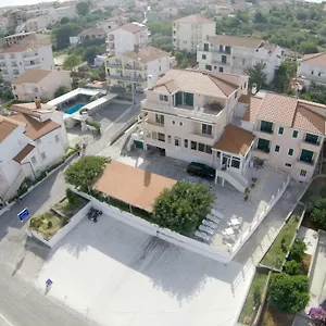 Fumija Apartament