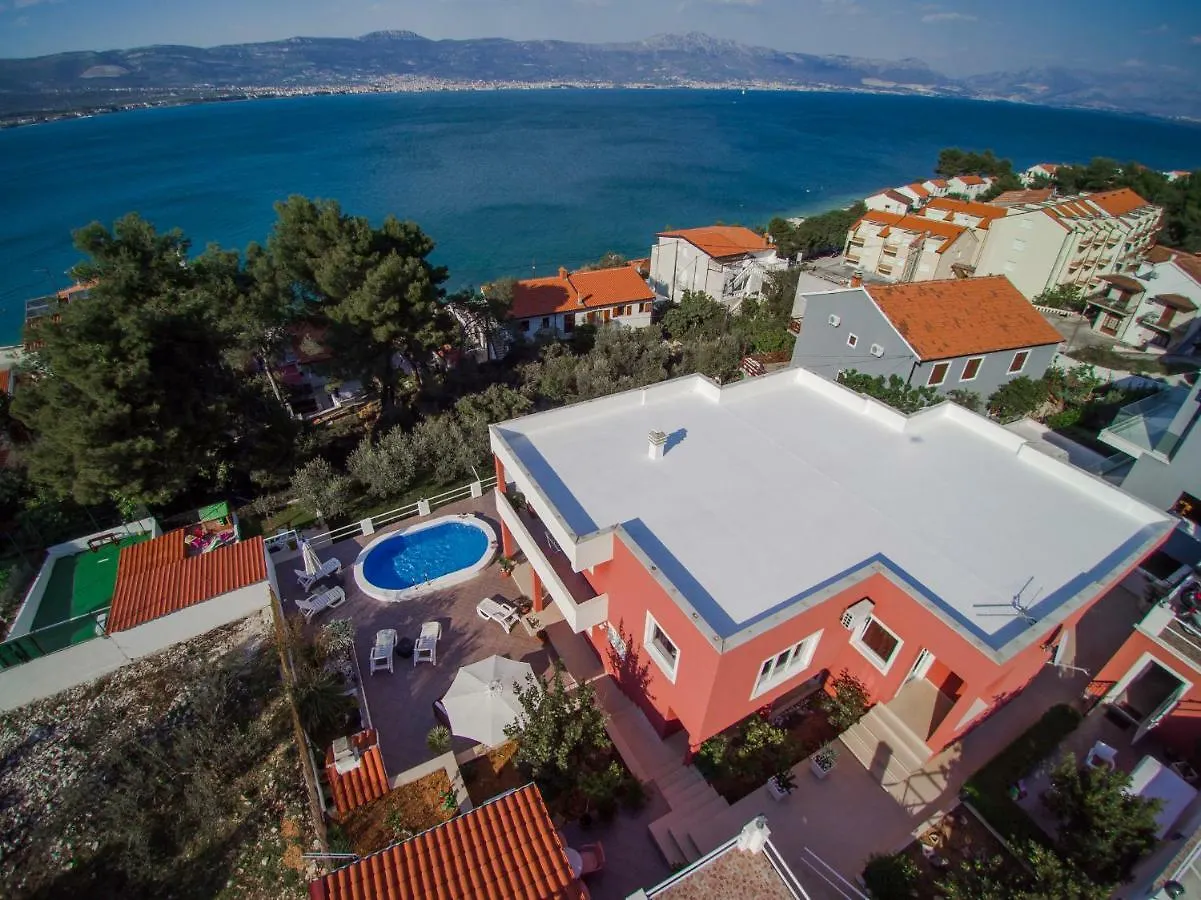 Appartement Holiday Villa Nostra Trogir Kroatië
